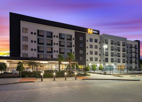 EVEN Hotel SHENANDOAH - THE WOODLANDS by IHG 1