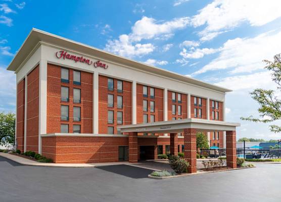 Hampton Inn Martinsburg 1