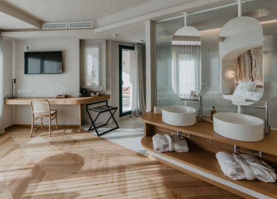 Hotel Petit Luxe 1