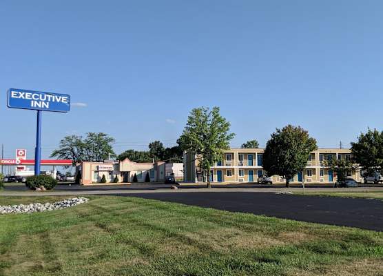 Executive Inn 1
