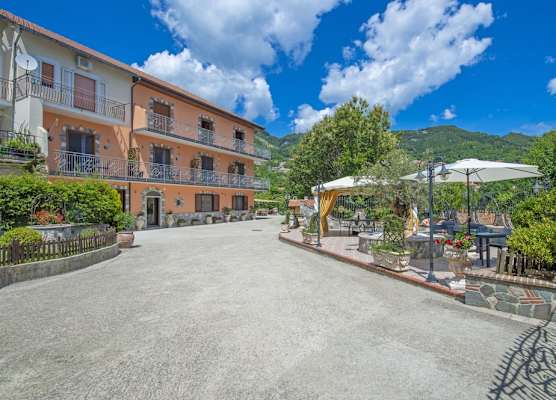 B&B Il Girasole 1