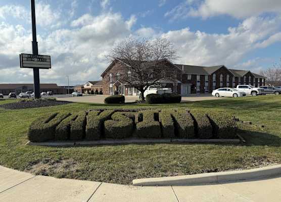 Days Inn by Wyndham Muncie -Ball State University 1