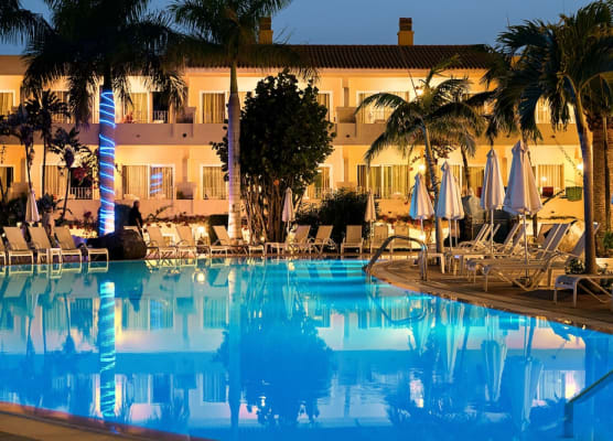 R2 Buganvilla Hotel & Spa 1