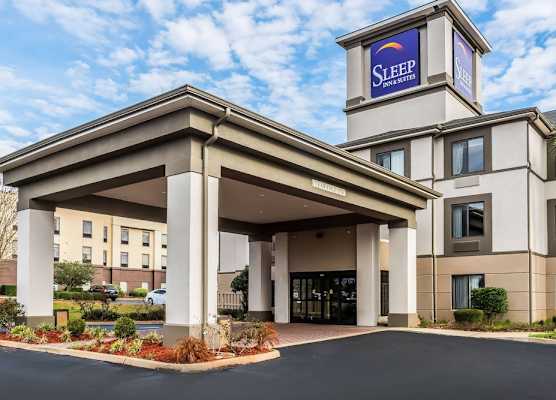 Sleep Inn & Suites Dothan North 1