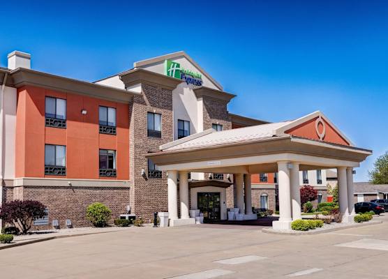 Holiday Inn Express & Suites SHELBYVILLE INDIANAPOLIS by IHG 1