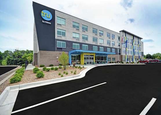 Tru By Hilton Grand Rapids Airport 1