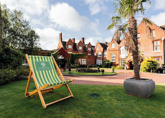 Sprowston Manor Hotel, Spa & Golf 1