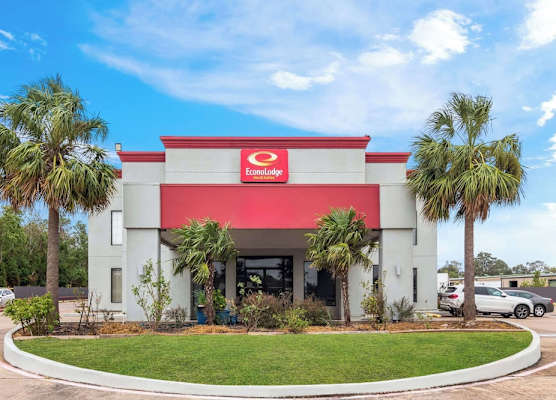 Econo Lodge Inn & Suites Channelview - Houston East 1