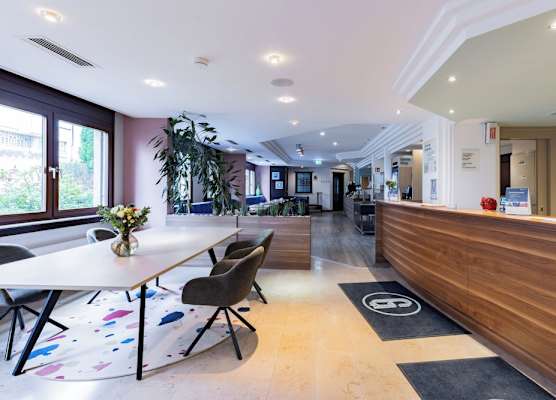 Garner Hotel Stuttgart City Centre by IHG 1