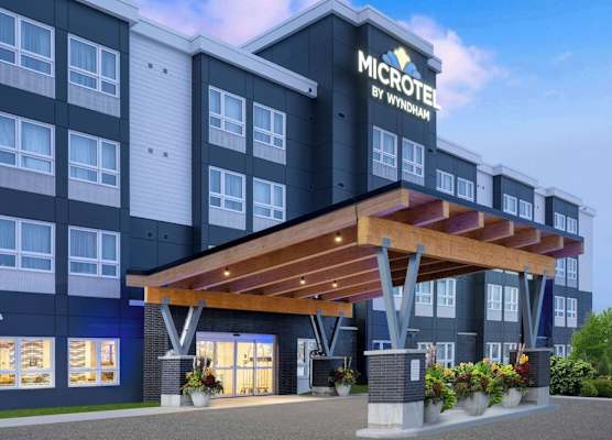 Microtel Inn & Suites by Wyndham Kanata Ottawa West 1