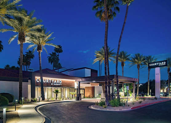 Courtyard by Marriott Phoenix North 1