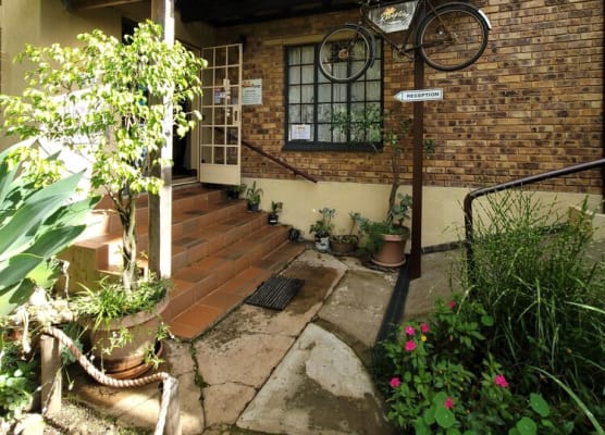 Autumn Breeze Manor Guest House 1