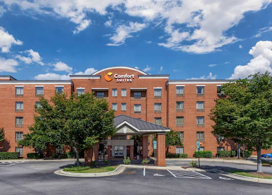 Comfort Suites Regency Park 1