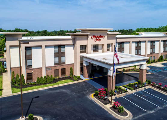 Hampton Inn Batesville 1