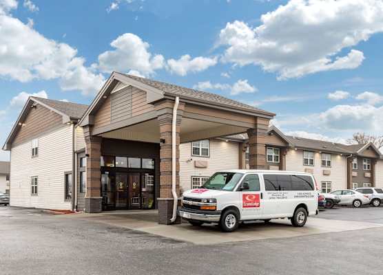 Econo Lodge Milwaukee Airport 1