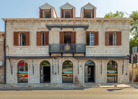 Boutique Villa Root 1