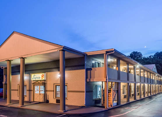 Super 8 by Wyndham Old Saybrook 1