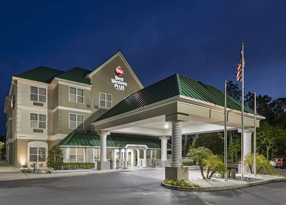 Best Western Plus First Coast Inn and Suites 1