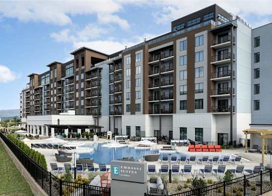 Embassy Suites By Hilton Pigeon Forge Resort 1