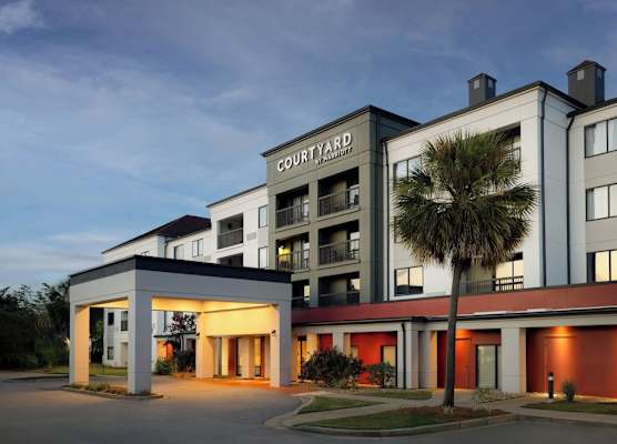 Courtyard by Marriott North Charleston Airport/Coliseum 1