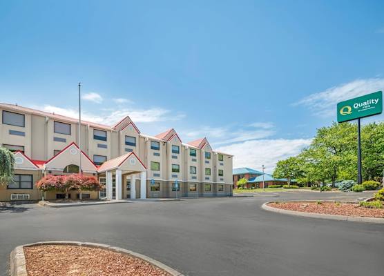 Quality Inn Knoxville West Cedar Bluff 1