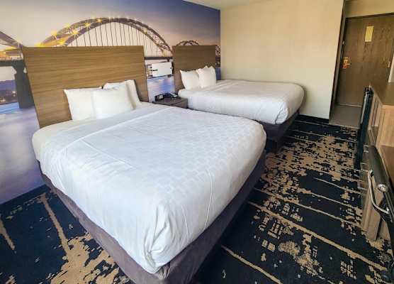 Clarion Pointe Bettendorf - Quad Cities 1