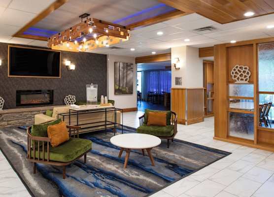 Fairfield Inn and Suites by Marriott Bakersfield Central 1