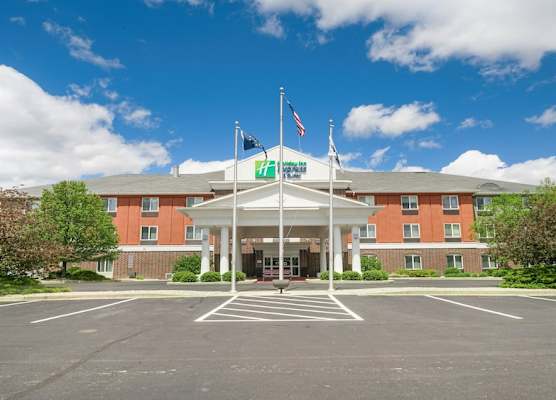 Holiday Inn Express & Suites PORTLAND by IHG 1