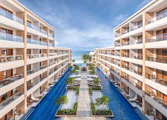 Henann Premier Coast Resort 1