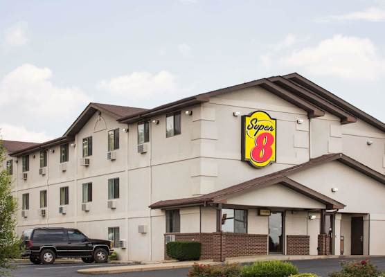 Super 8 by Wyndham Lexington VA 1