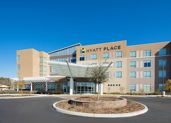 Hyatt Place Bakersfield 1