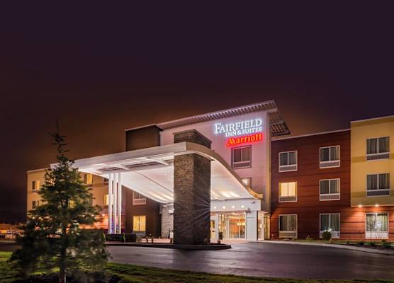 Fairfield Inn & Suites by Marriott Utica 1