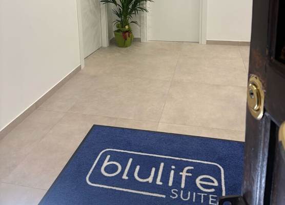Blu Life Suite 1