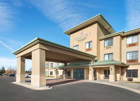 Country Inn & Suites by Radisson, Middleton - Madison West 1