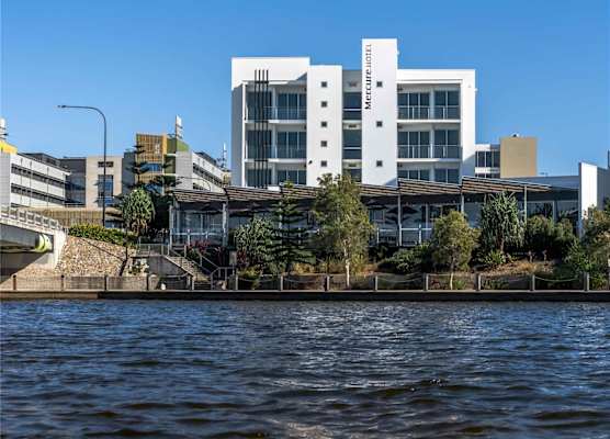 Mercure Sunshine Coast Kawana Waters 1