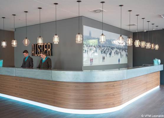 Motel One Hamburg-Alster 1