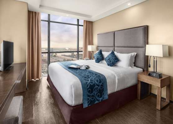 Golden Phoenix Hotel - Manila 1