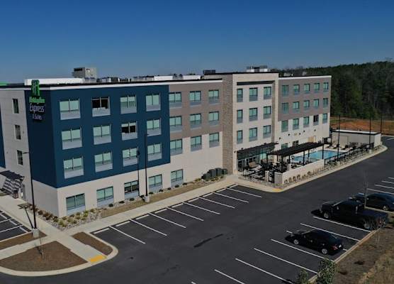 Holiday Inn Express & Suites RICHBURG by IHG 1