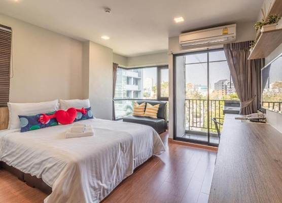 Casaluxe Hotel and Resident 1