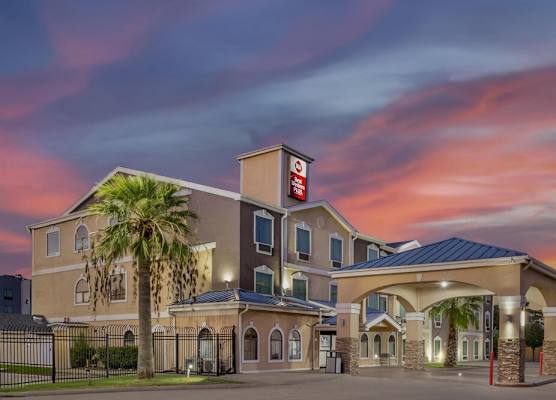 Best Western Plus Heritage Inn & Suites Houston,Pasadena,Deer Park,Channelview 1