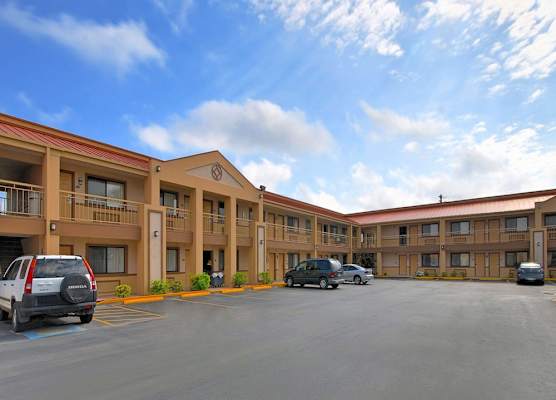 Americas Best Value Inn Kingsville 1