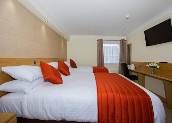 Hill Park Hotel 1