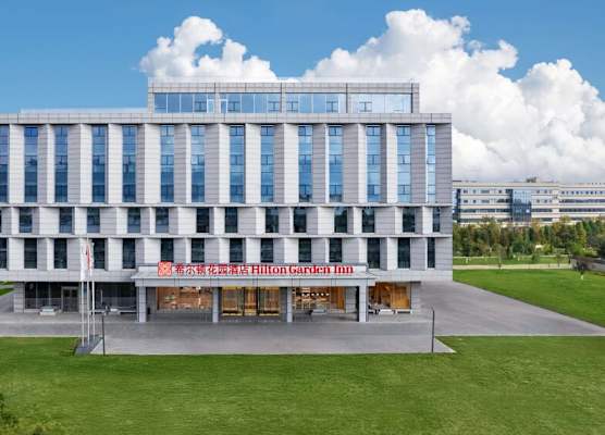 Hilton Garden Inn Kunming Dianchi 1