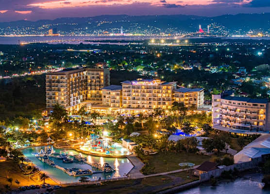 Solea Mactan Resort and Waterpark 1