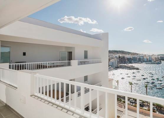 HORIZON SUITES by the Sea 1