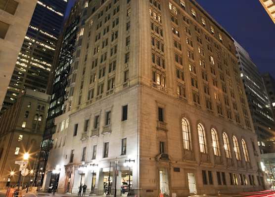 One King West Hotel and Residence 1