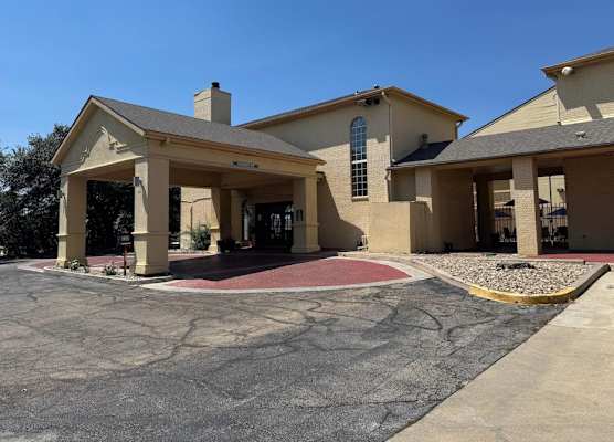 Days Inn by Wyndham Georgetown 1
