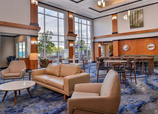 Fairfield Inn and Suites by Marriott Birmingham Pelham/I-65 1