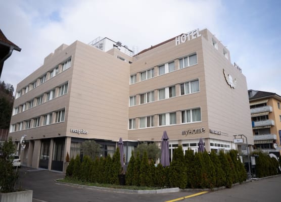 My Home Hotel - Free Parking , AC 1