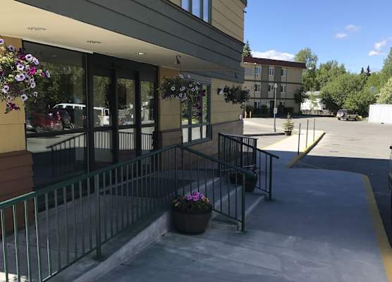 Americas Best Value Inn & Suites Anchorage Airport 1